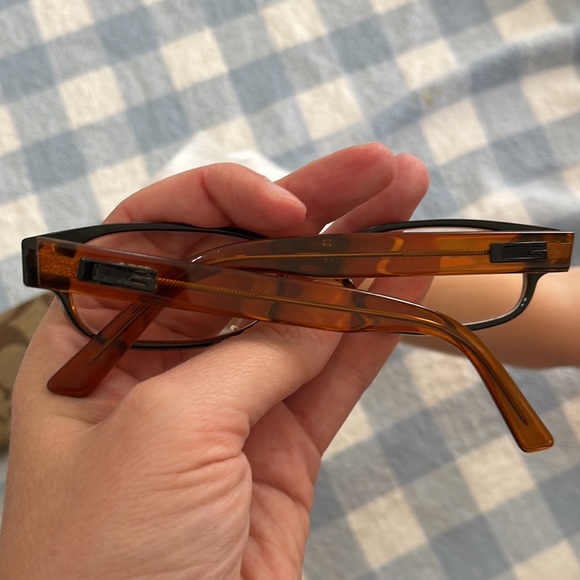 Gucci Glasses with case - Picture 5 of 5